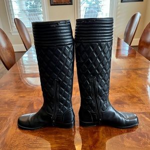Quilted Stuart Weitzman women’s boot, size 6